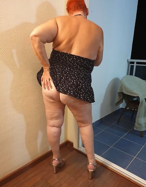 TAC Amateurs offers a free xxx photo gallery with Valgasmic Exposed xxx gallery 273014